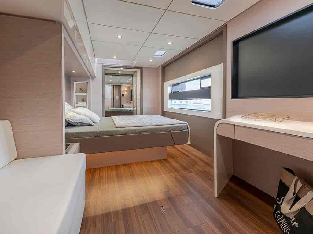 Boat picture 9
