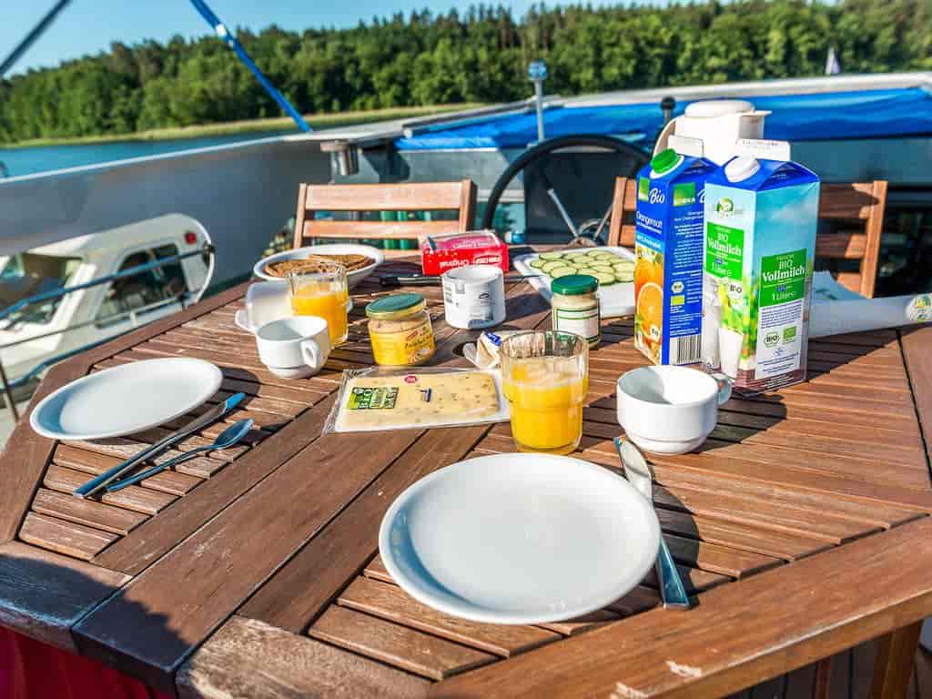 Boat picture 2