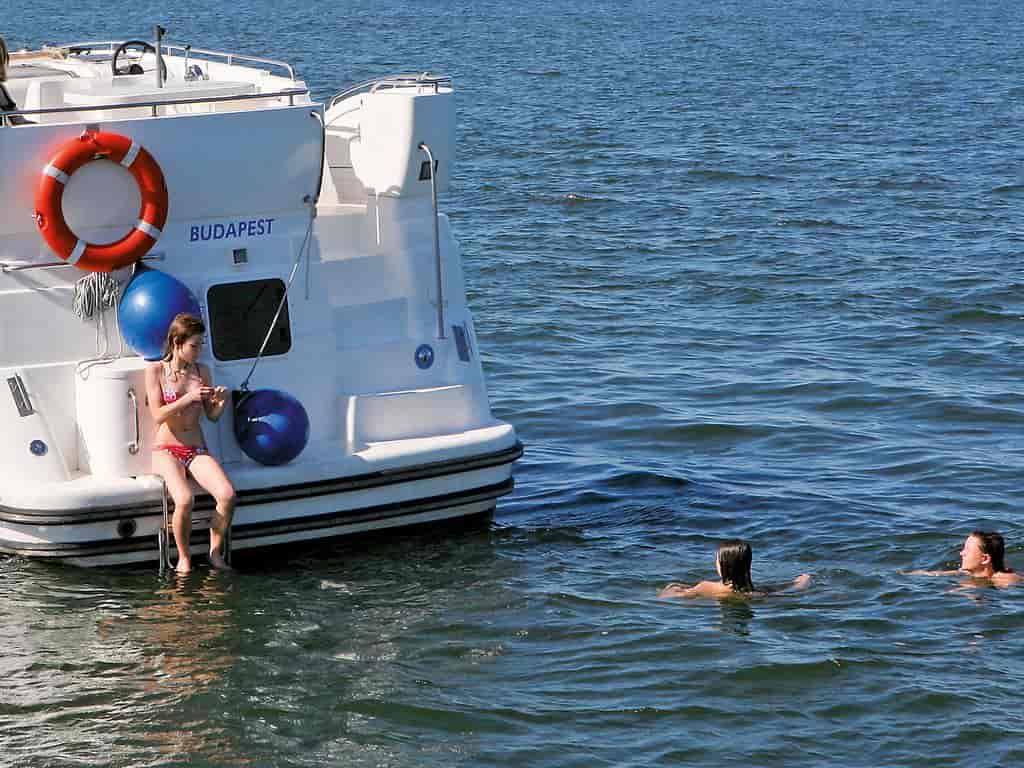 Boat picture 10