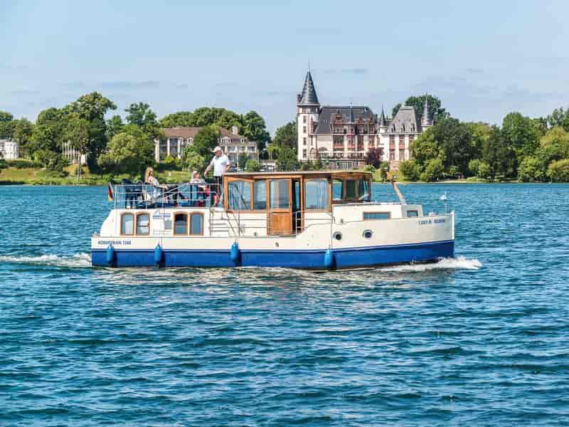 Boat picture 1