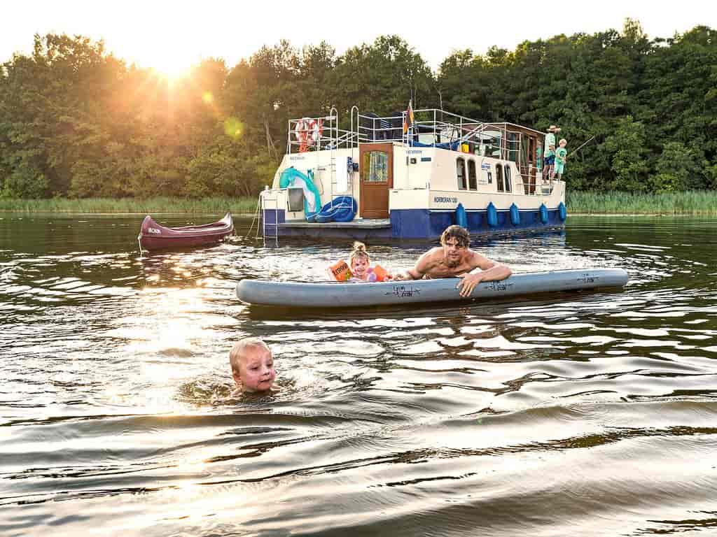 Boat picture 44