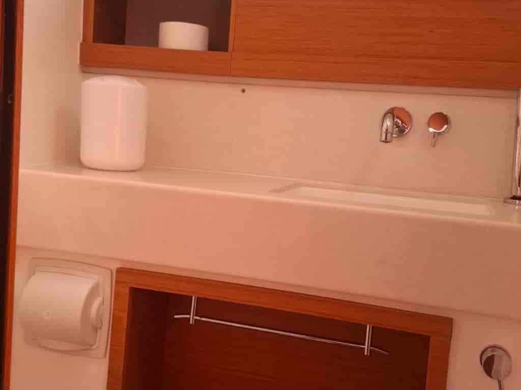 Boat picture 9