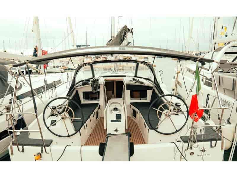 Photo of undefined, image 1 of 20