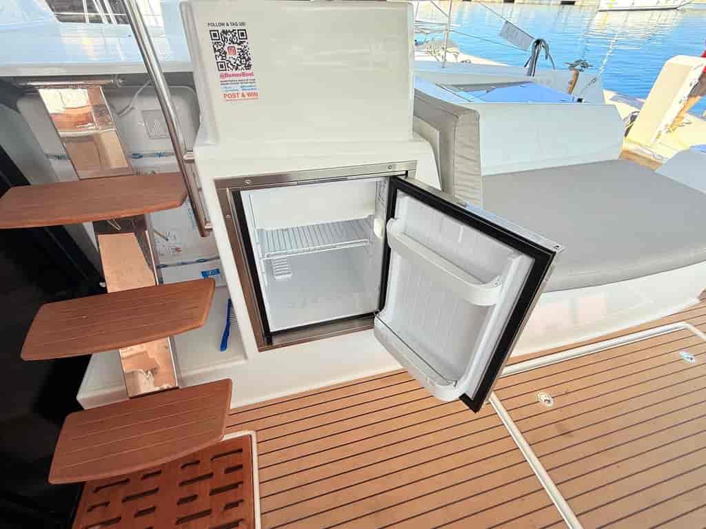 Boat picture 9