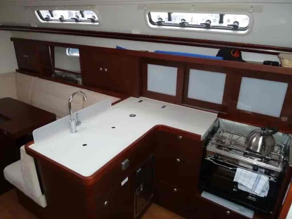 Boat picture 9