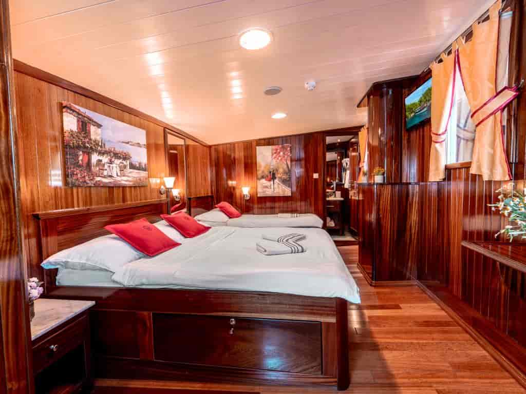 Boat picture 3