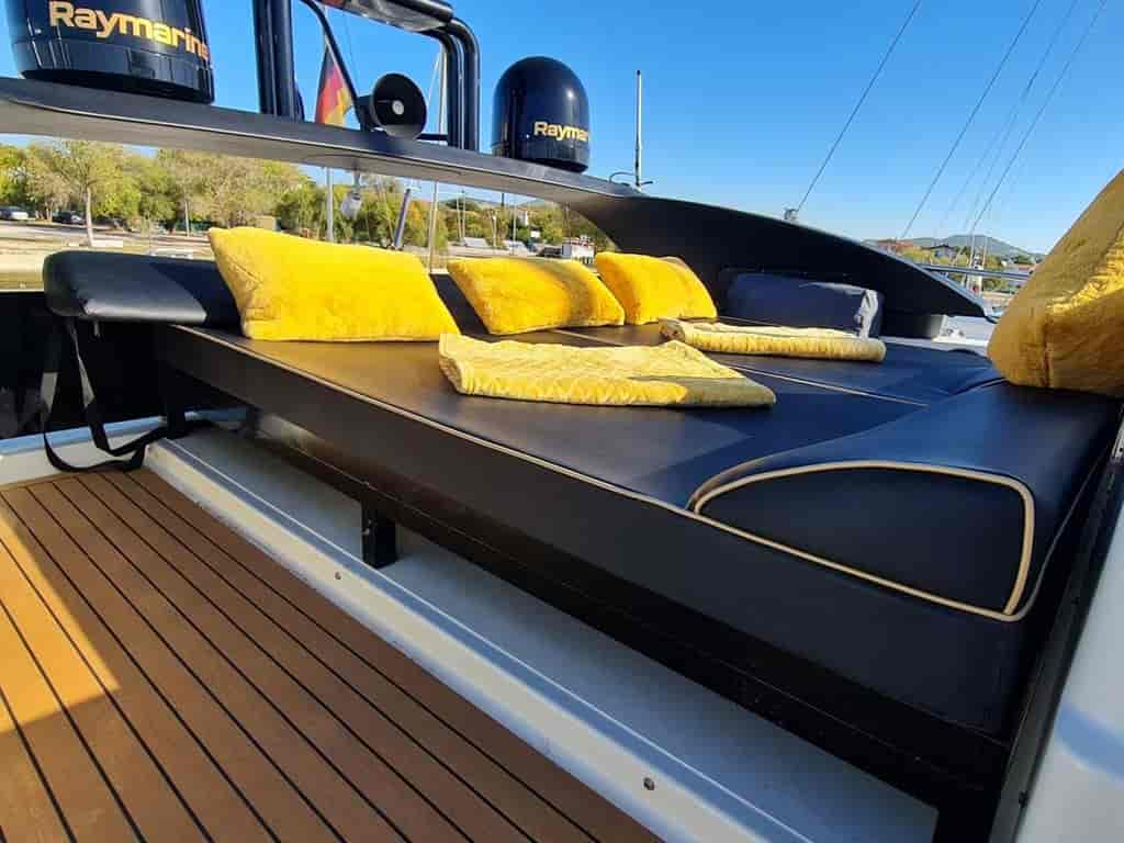 Boat picture 9