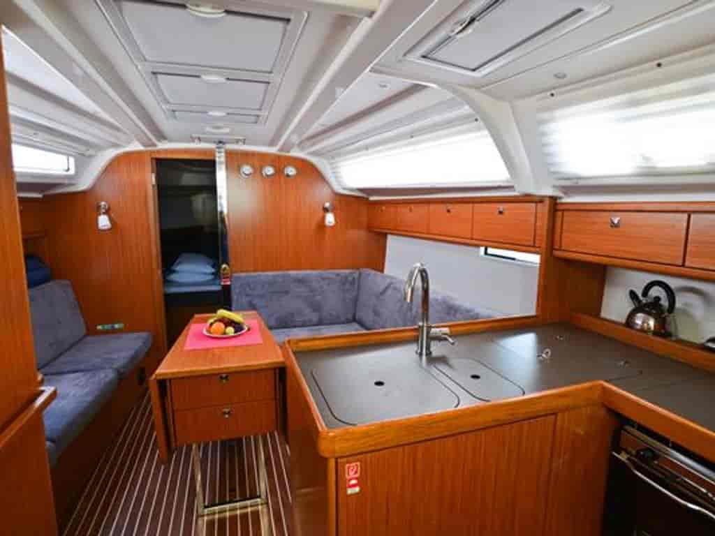 Boat picture 18