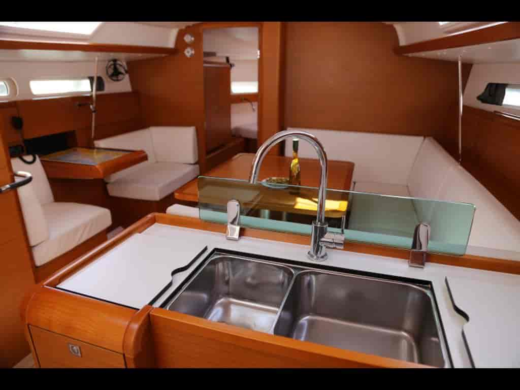 Boat picture 14
