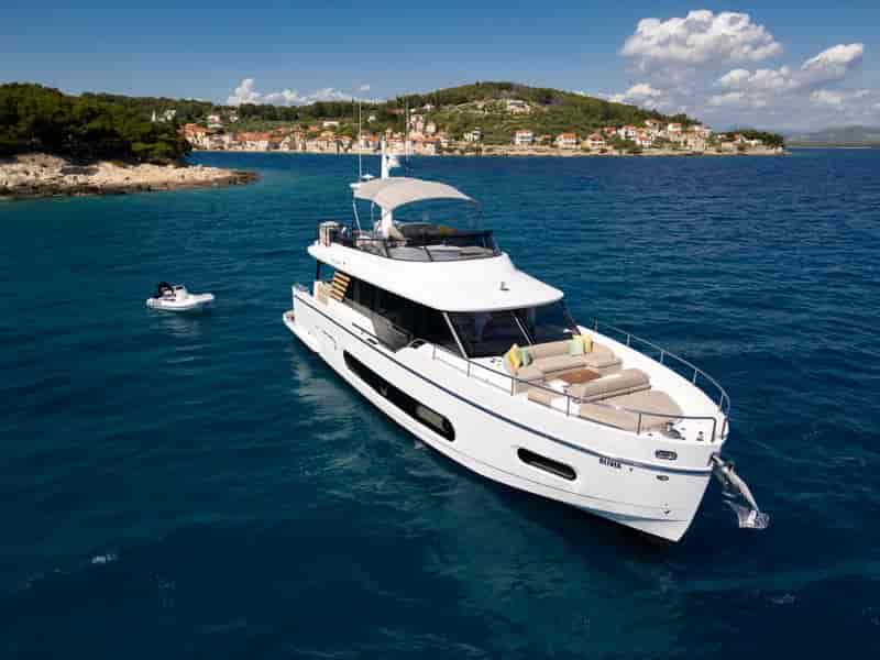 Boat picture 1