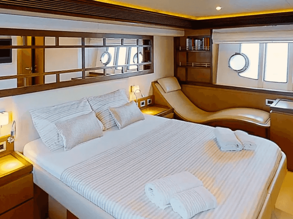 Boat picture 37