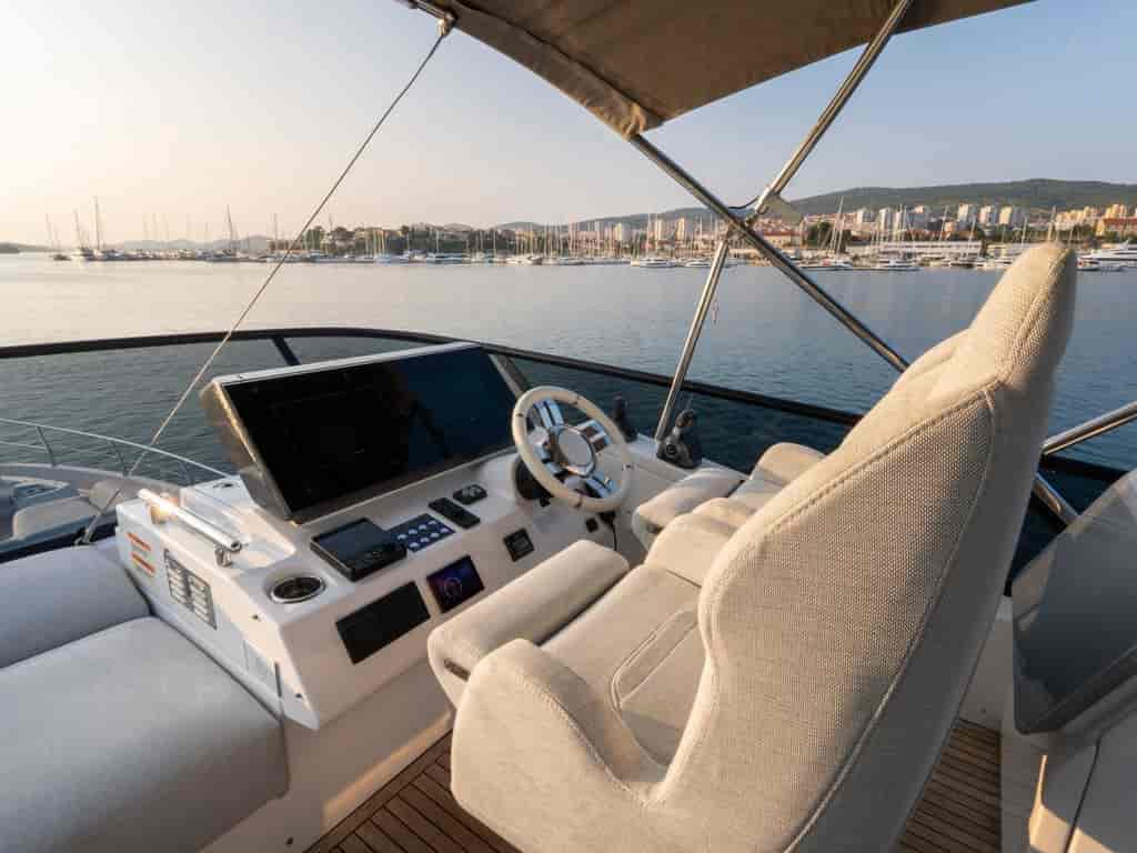 Boat picture 16