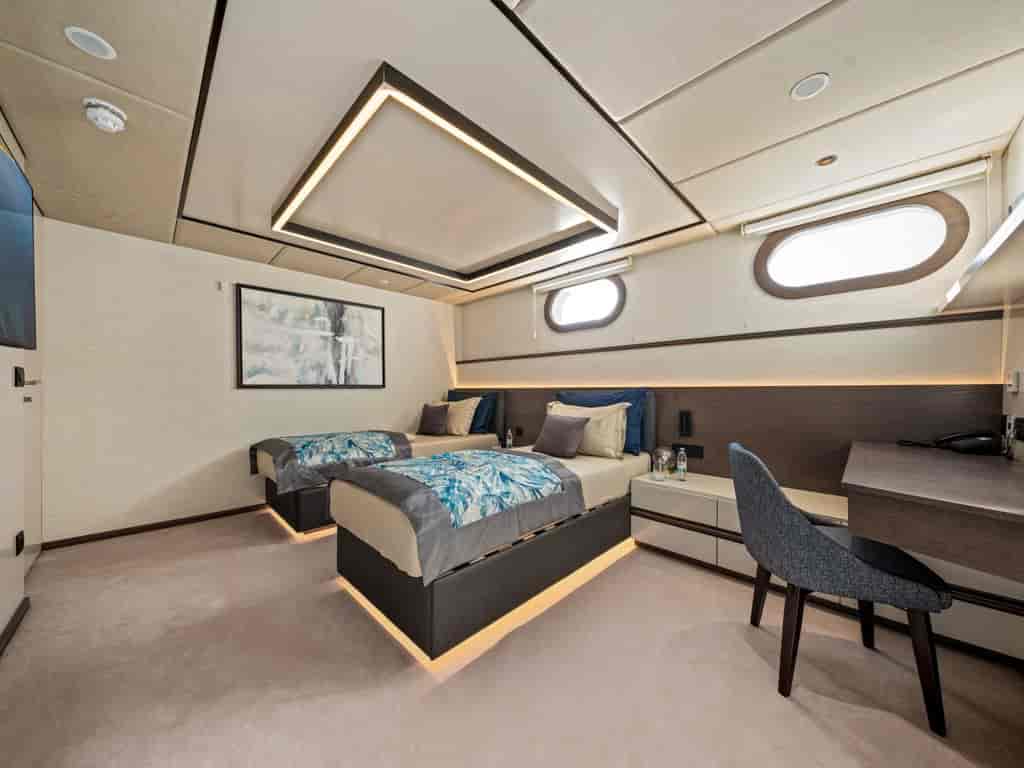 Boat picture 90