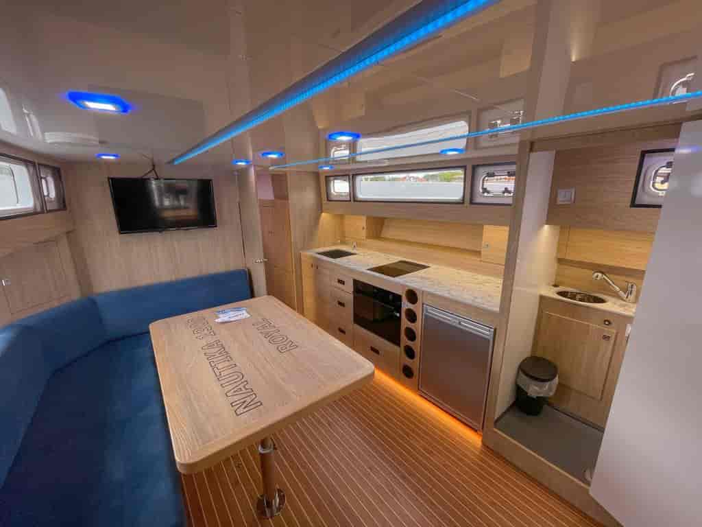 Boat picture 14