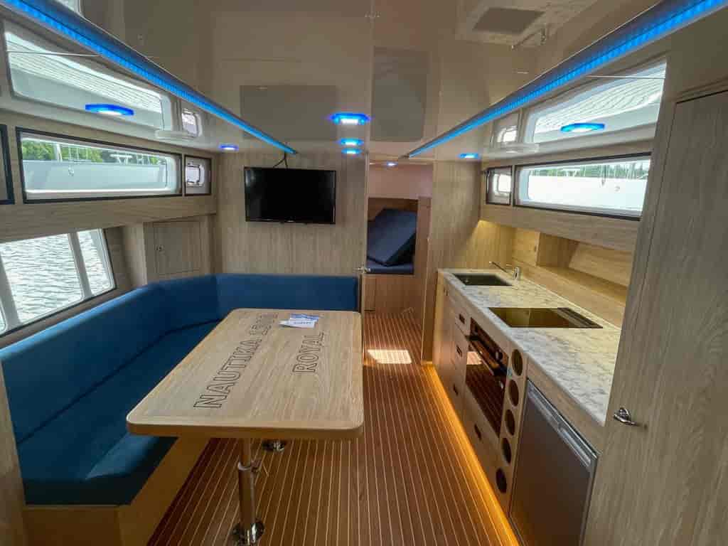 Boat picture 10