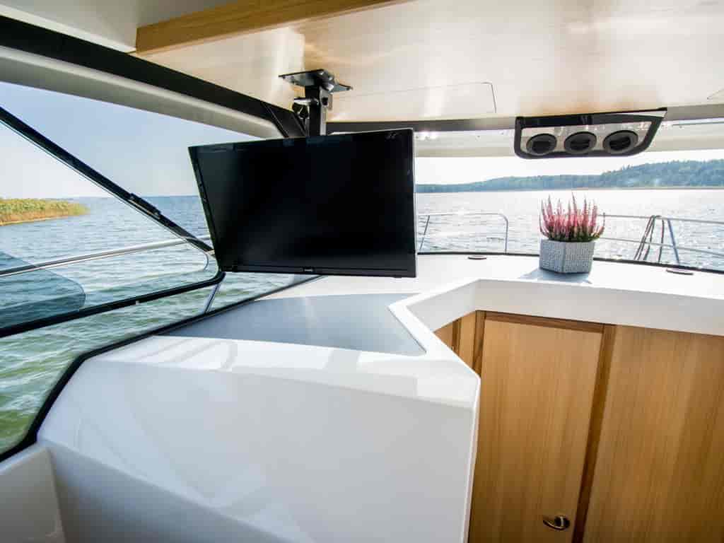 Boat picture 14