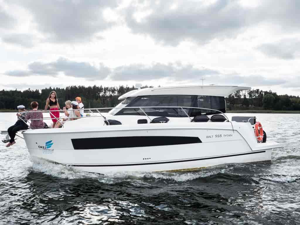 Boat picture 30