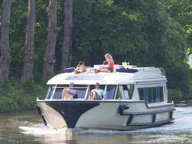 Boat picture 1