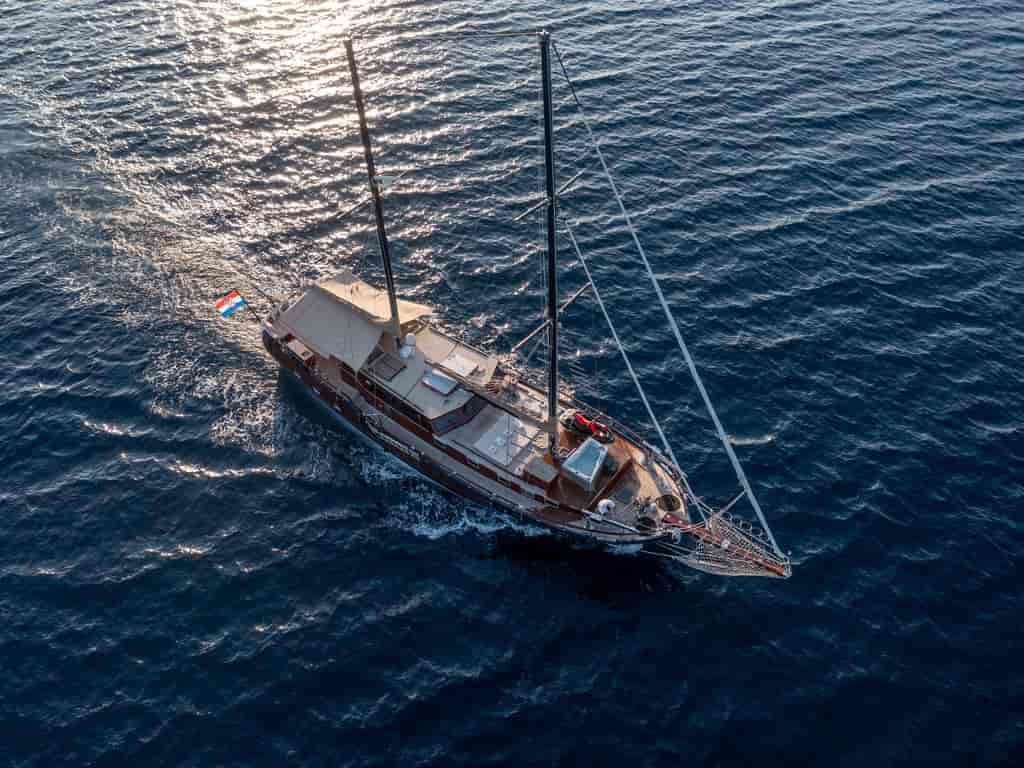 Boat picture 18