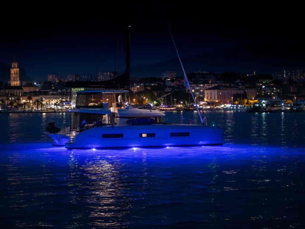Boat picture 9