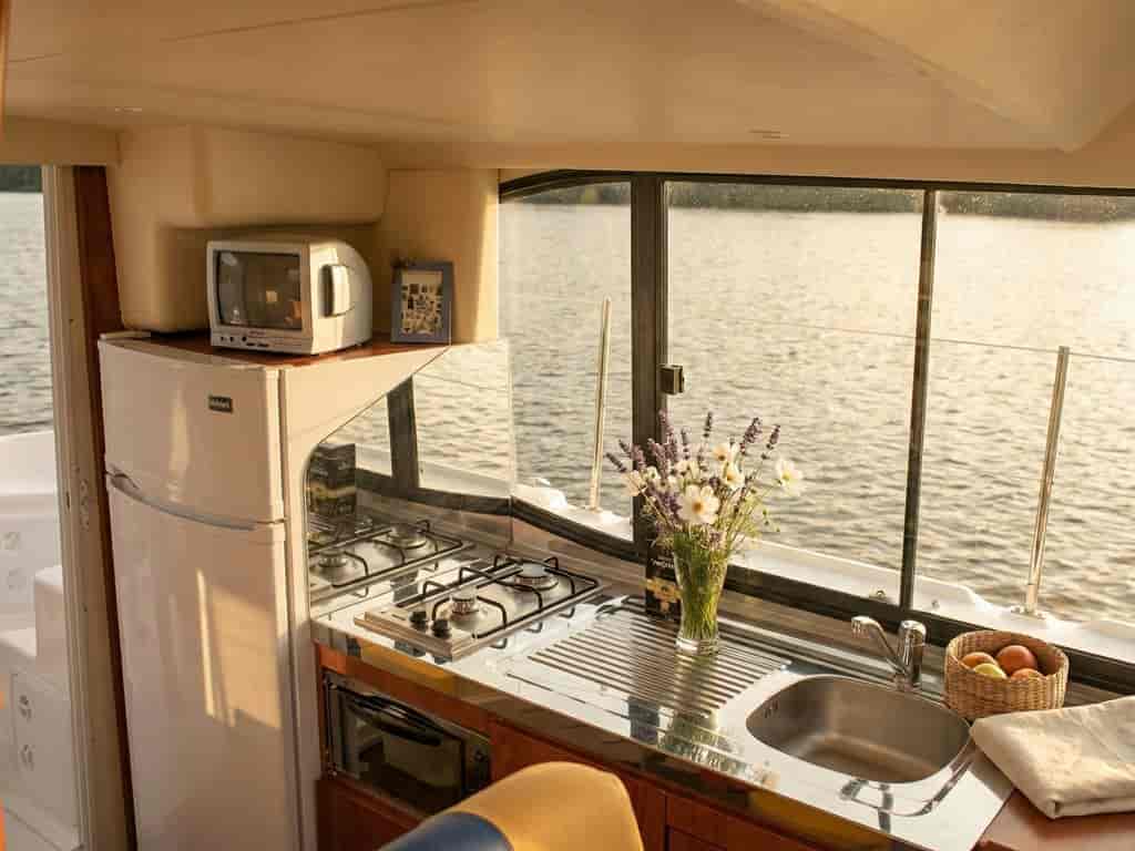 Boat picture 4