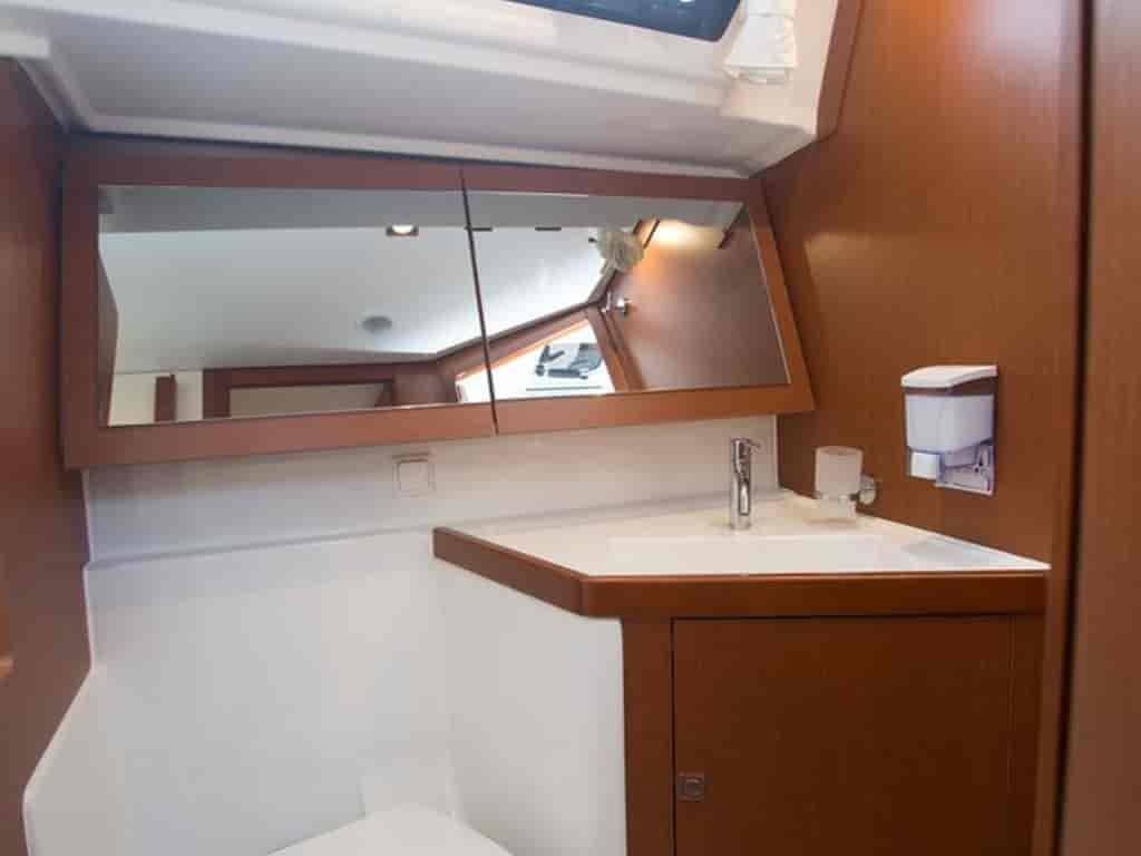 Boat picture 9
