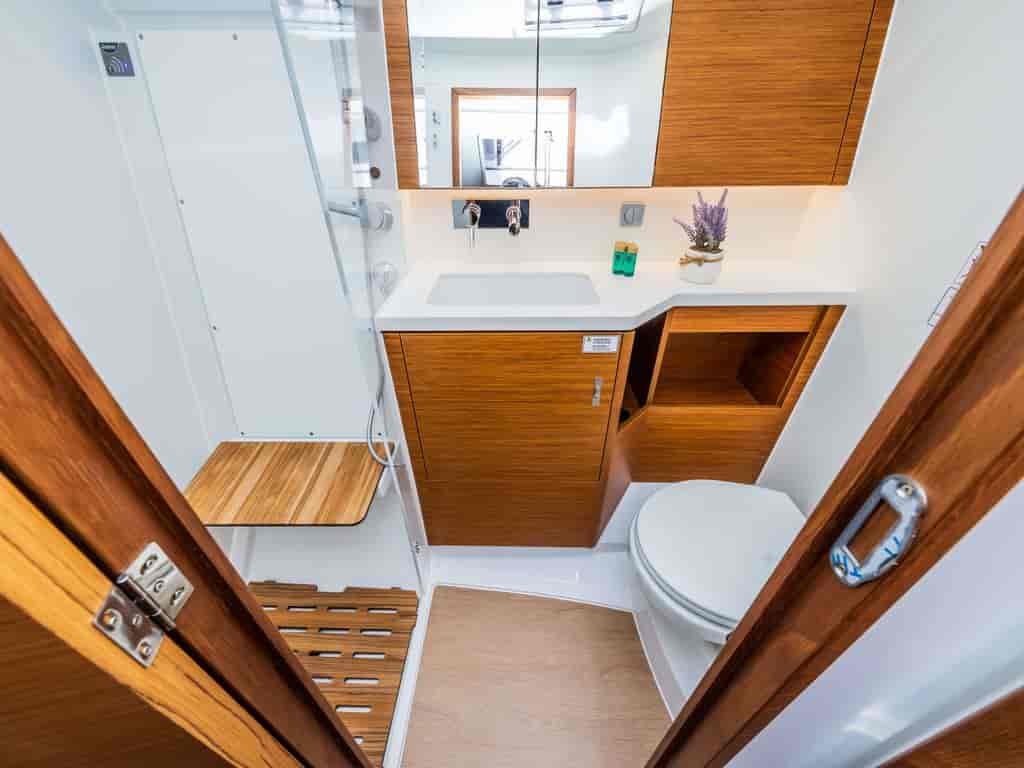 Boat picture 17