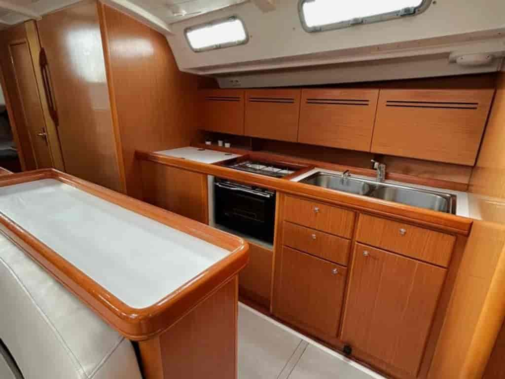 Boat picture 17