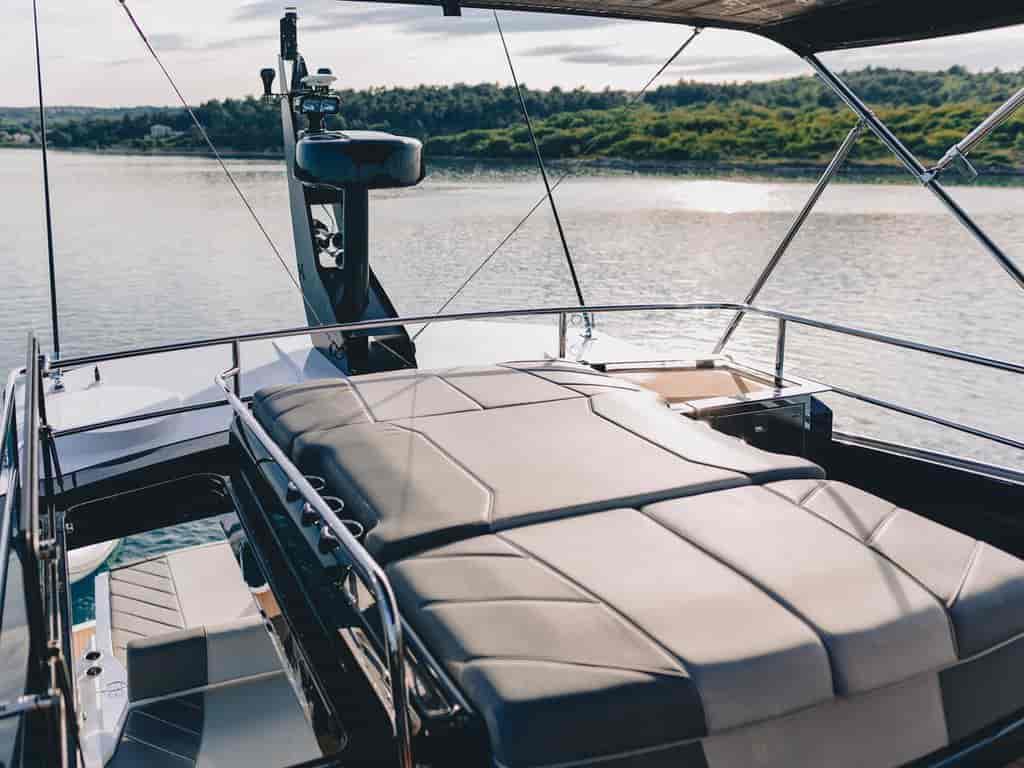 Boat picture 9