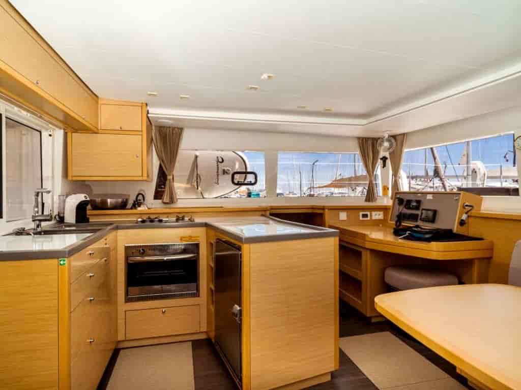 Boat picture 13