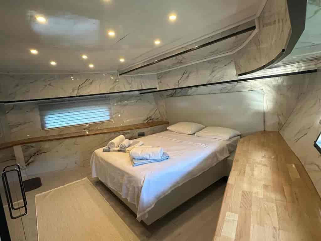 Boat picture 15