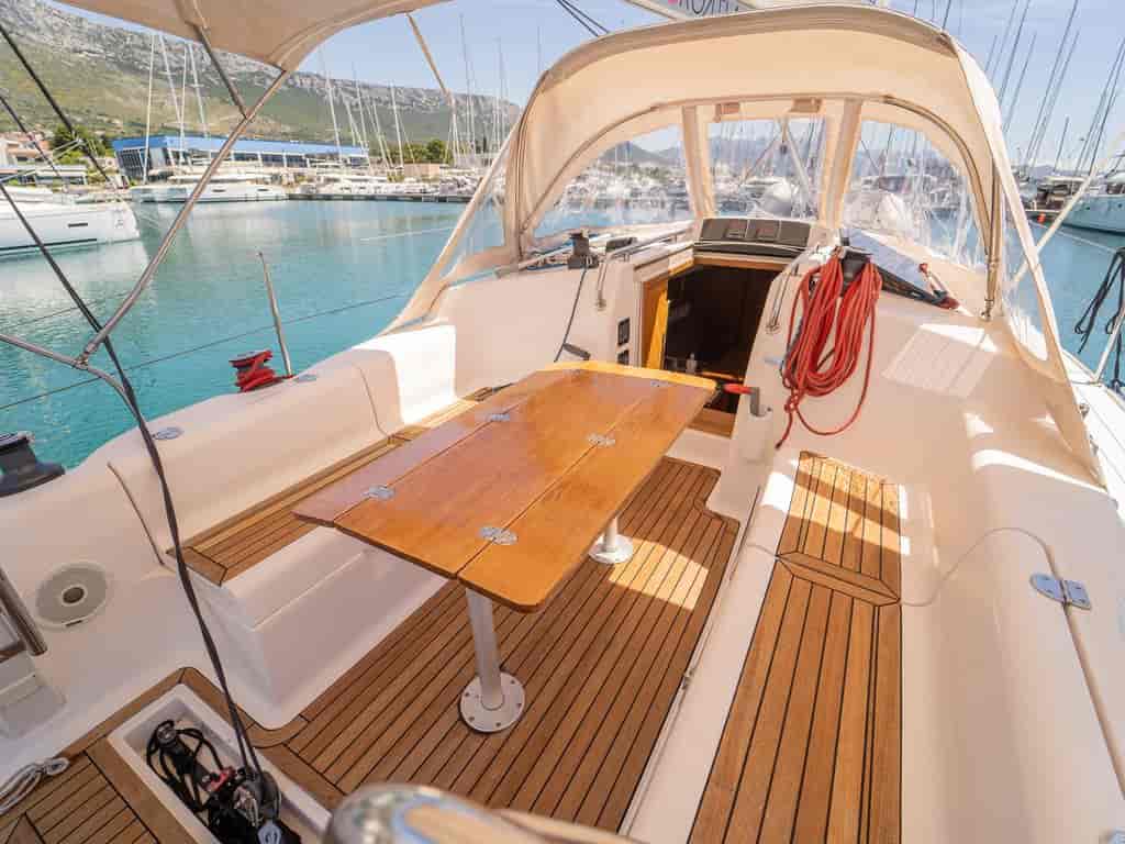 Boat picture 17
