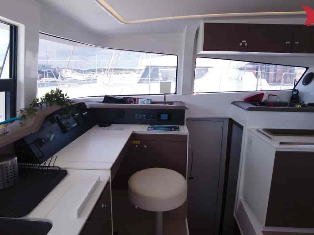 Boat picture 9