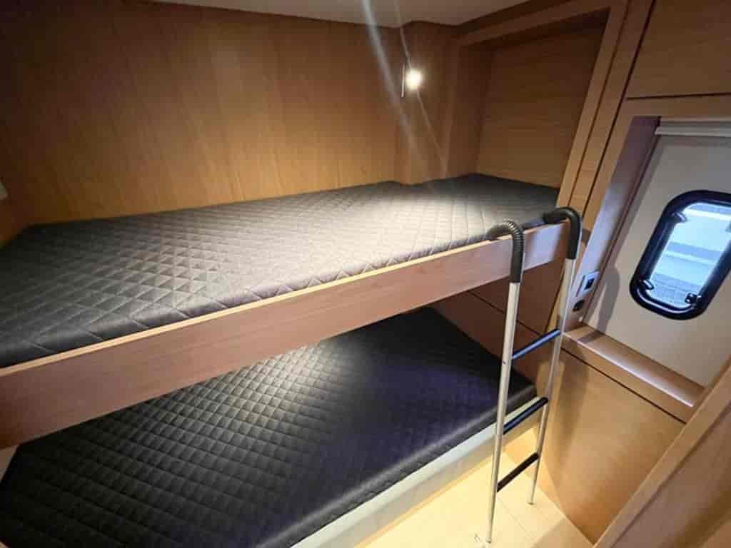 Boat picture 17