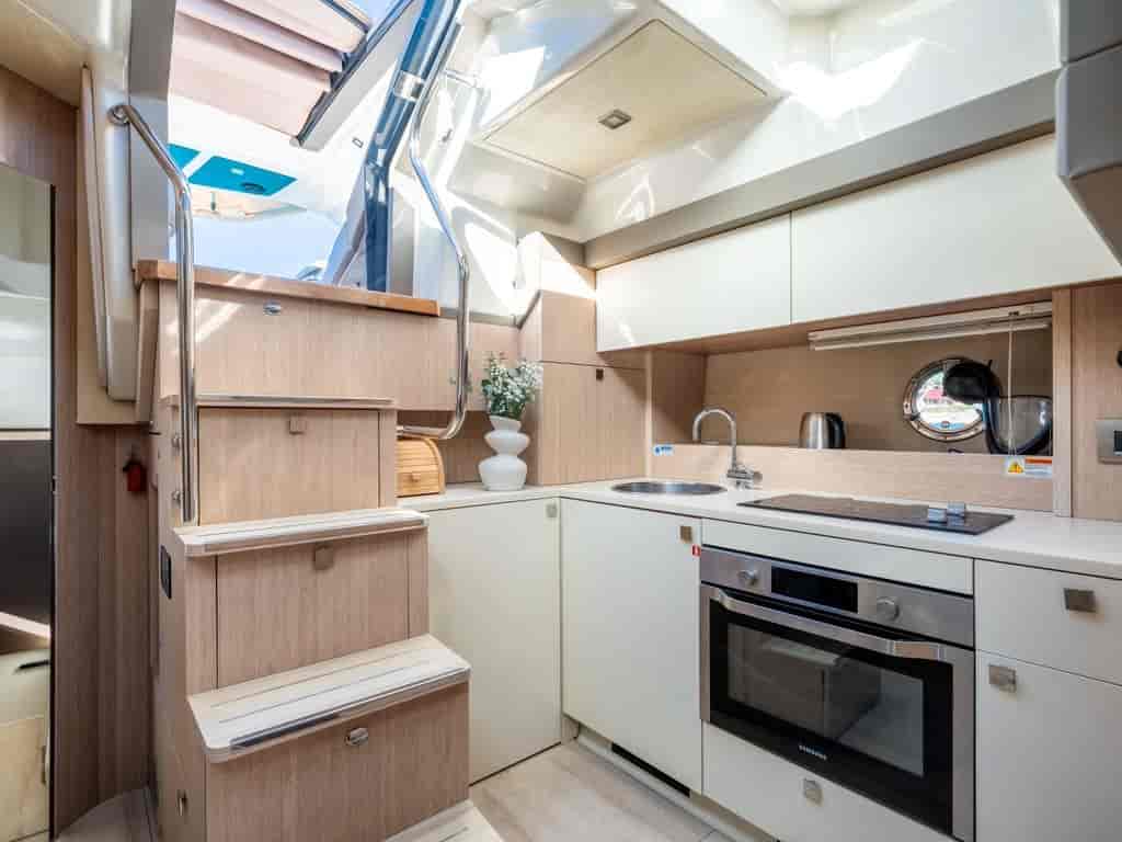 Boat picture 4