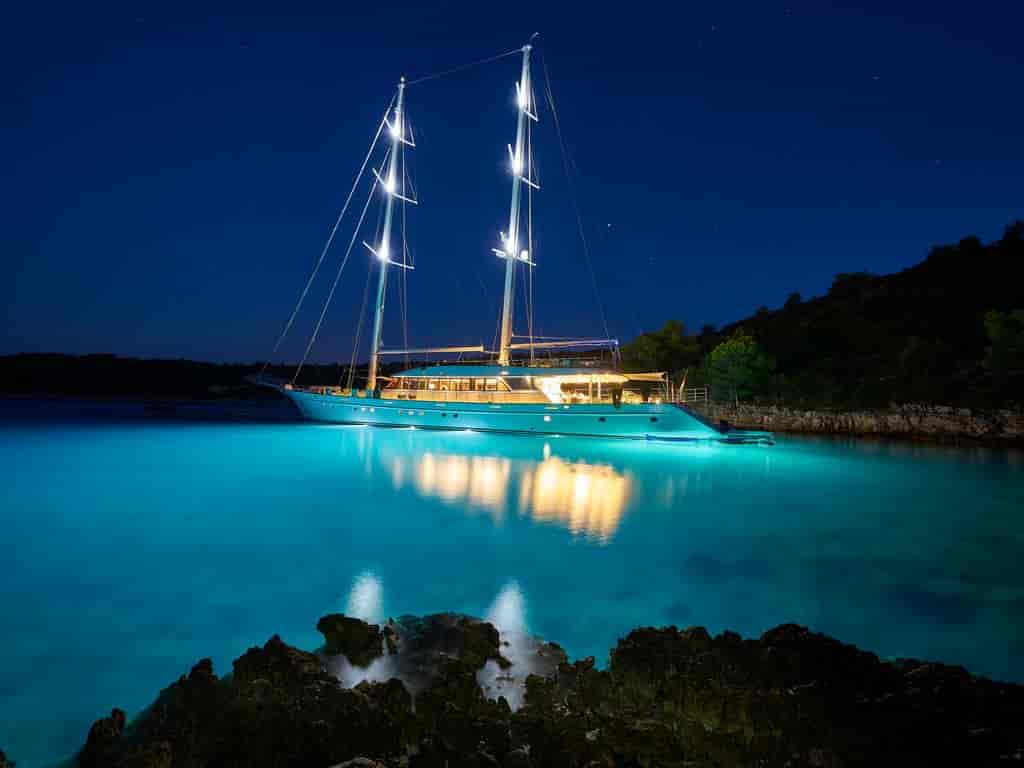 Boat picture 16