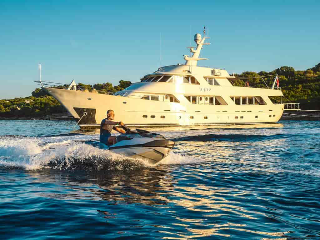 Boat picture 30