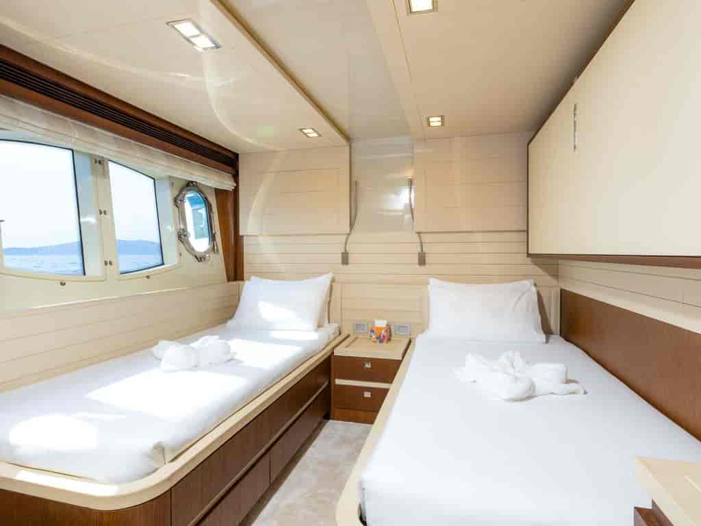 Boat picture 13