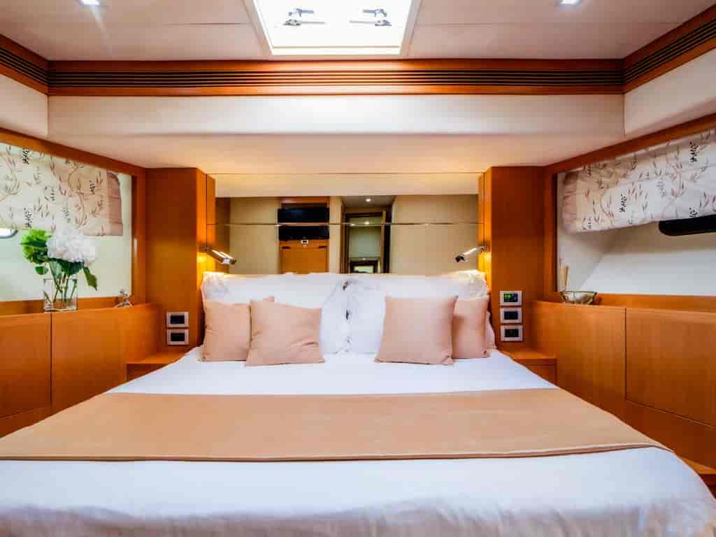 Boat picture 16
