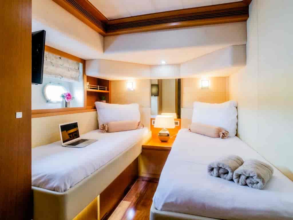 Boat picture 4