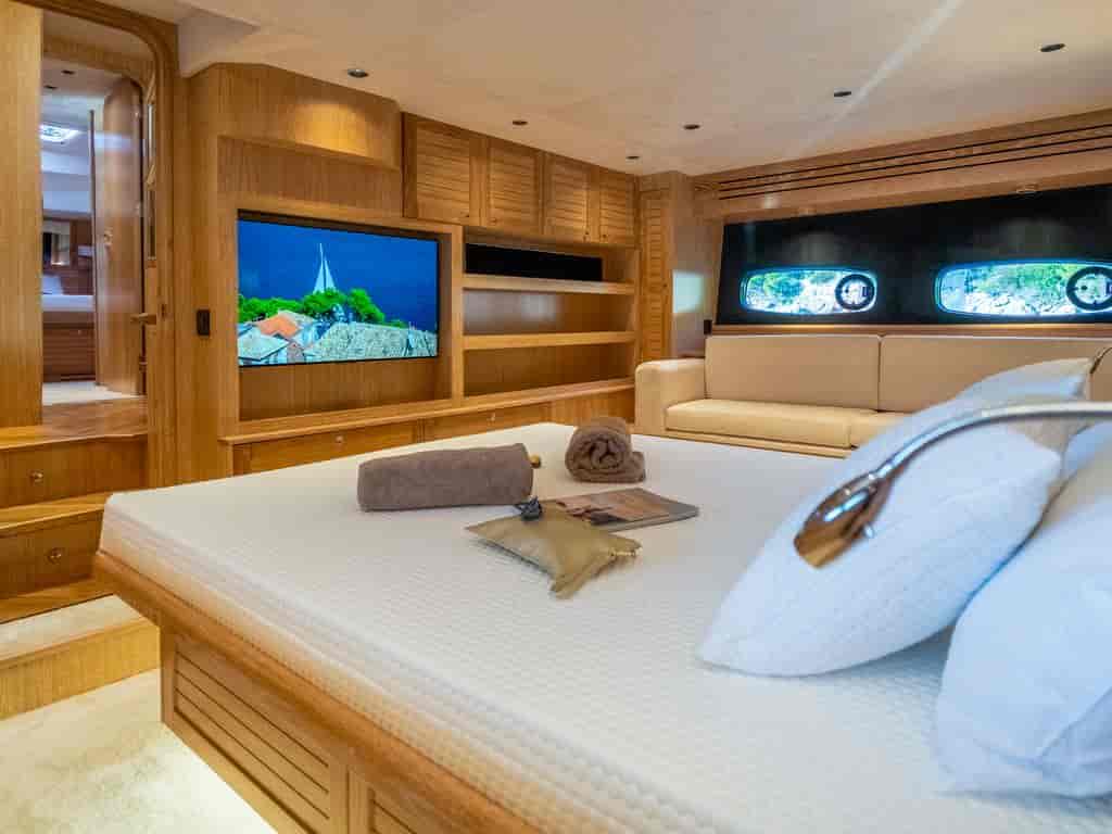 Boat picture 14