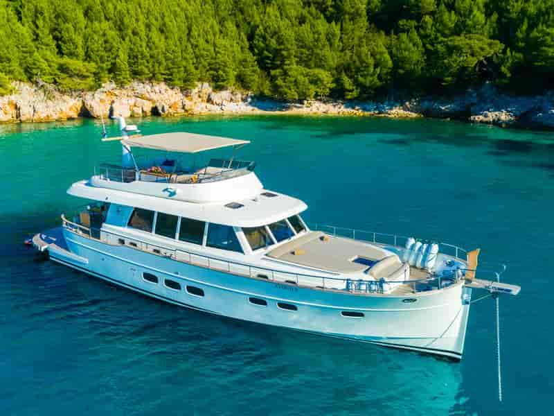 Boat picture 1