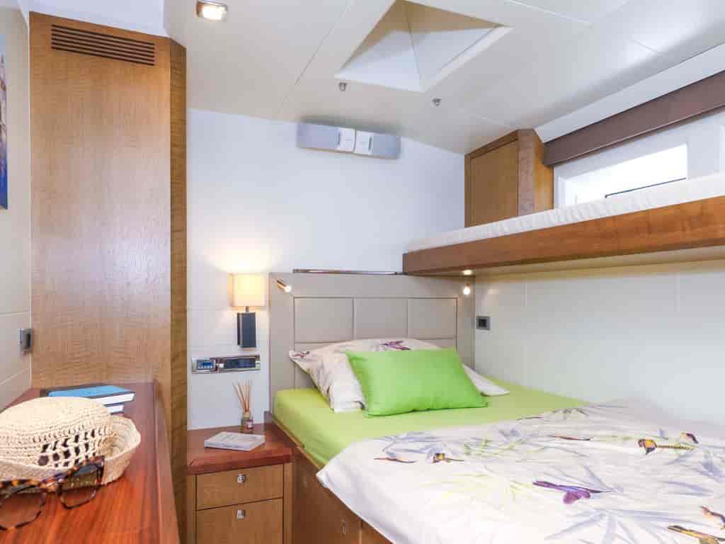 Boat picture 17