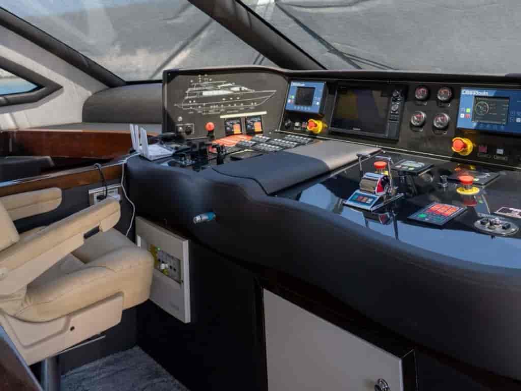 Boat picture 23