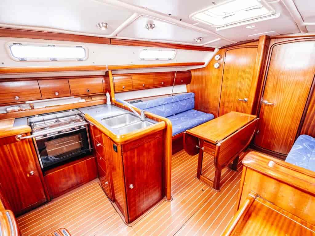 Boat picture 9