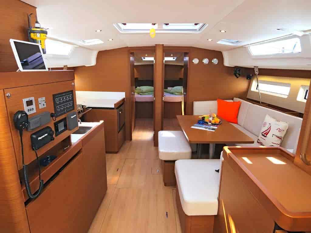 Boat picture 9