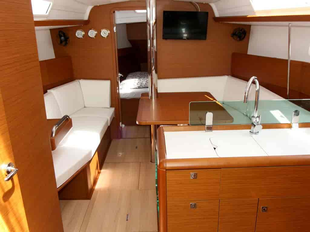 Boat picture 9