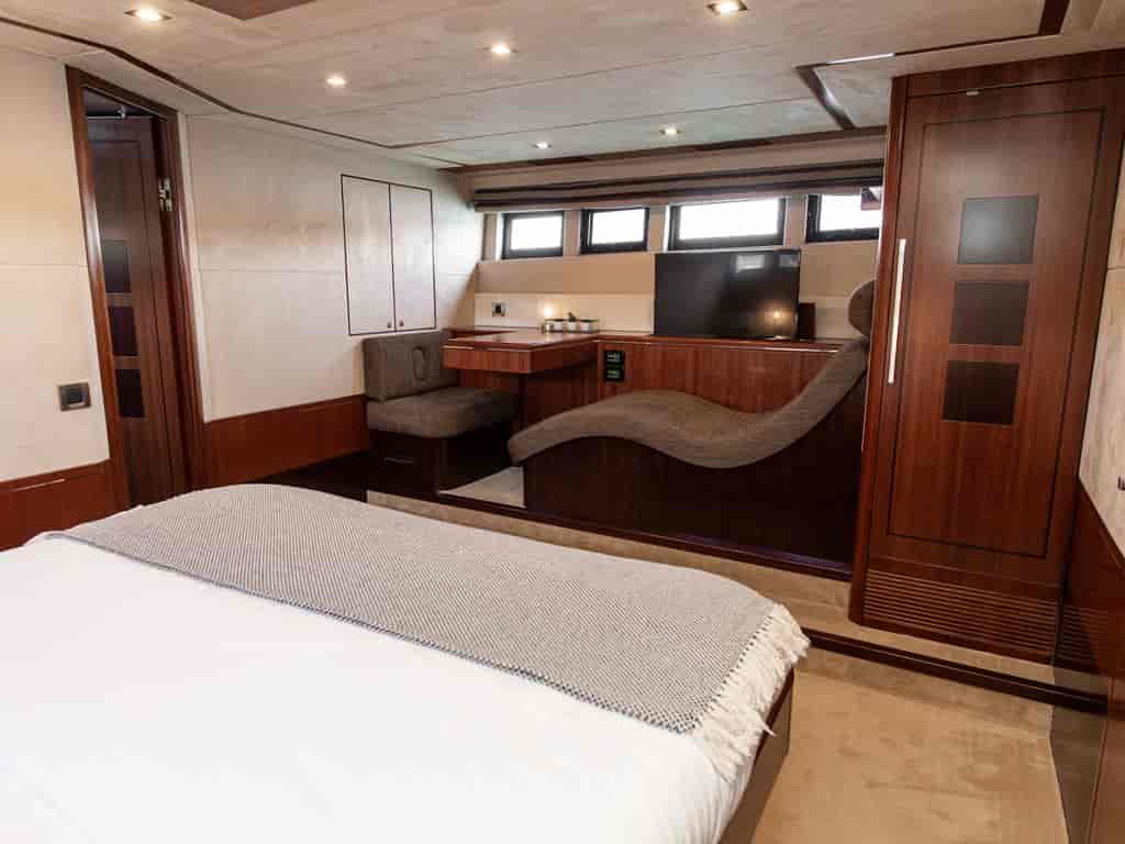 Boat picture 13