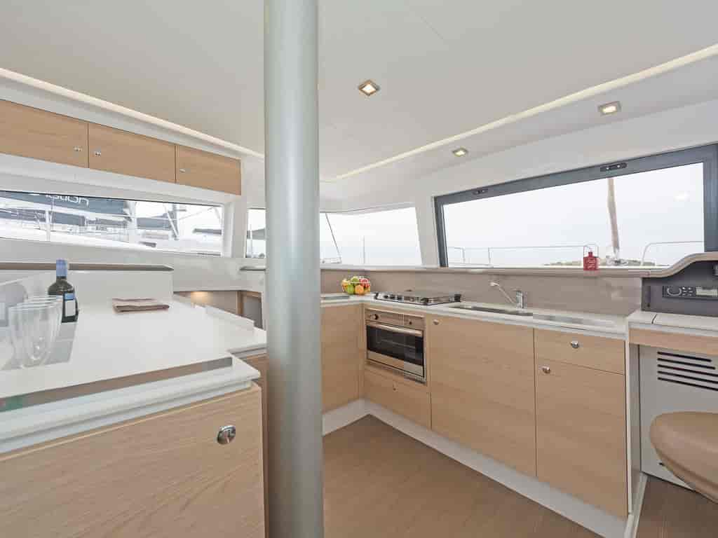 Boat picture 14