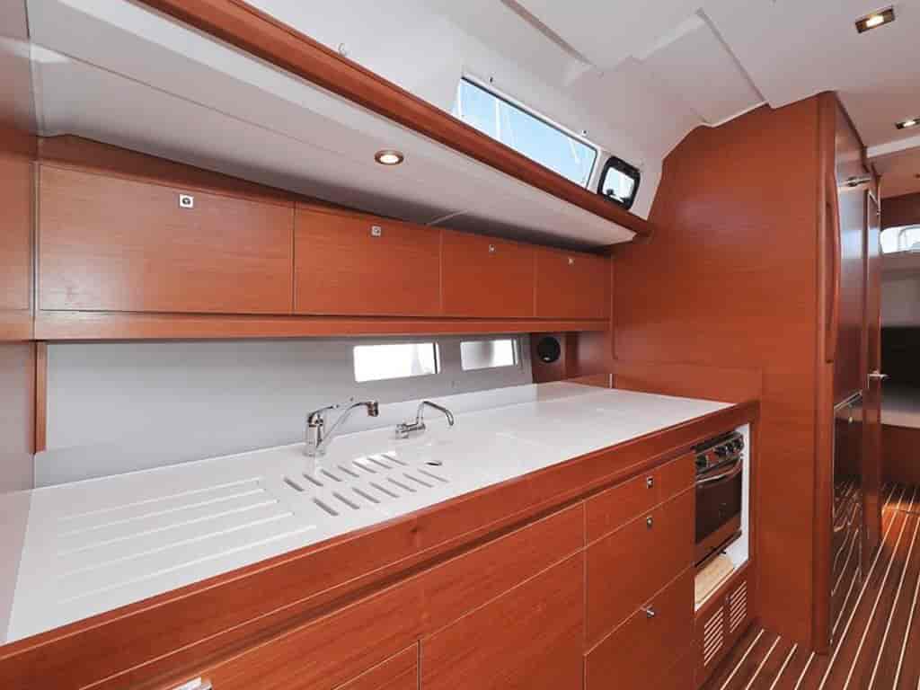 Boat picture 17